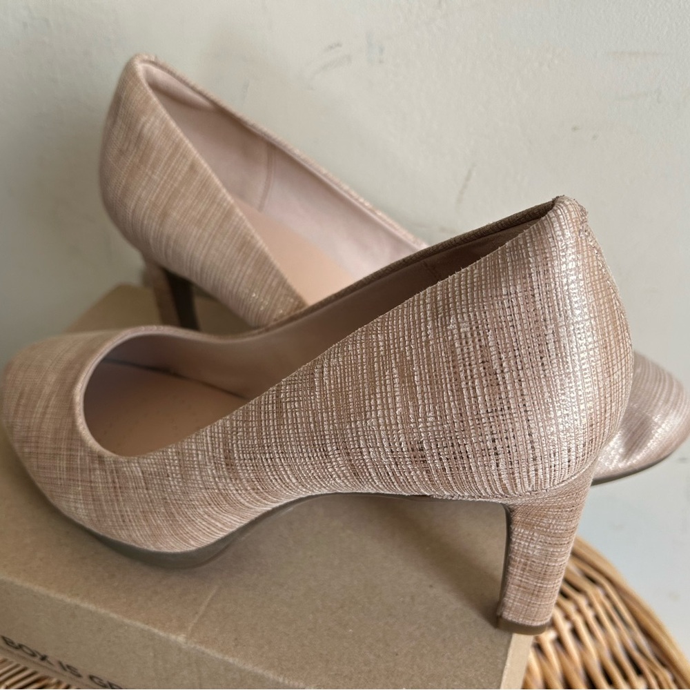 Elegant Beige Women's Heels